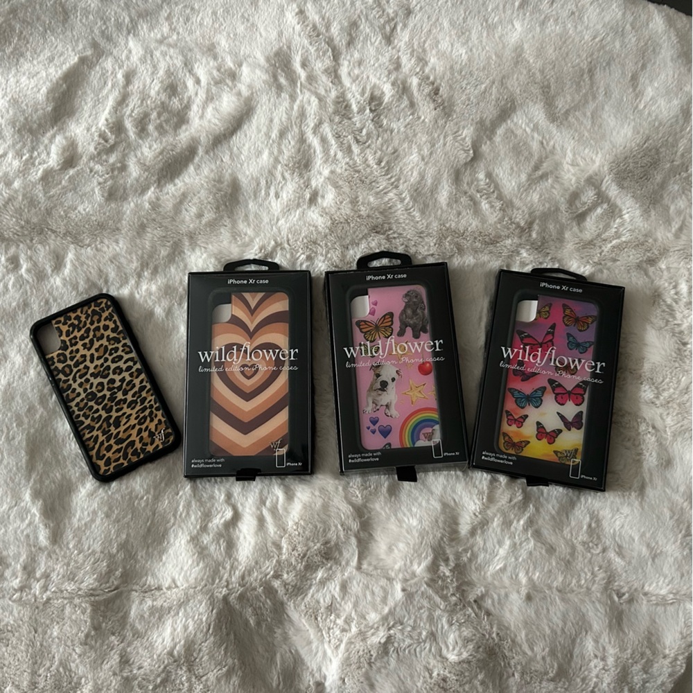 4 Wildflower iPhone XR Cases